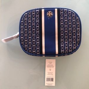 Tory Burch Gemini Link cosmetic case NWT